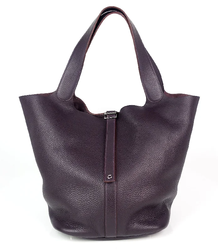 Picotin Lock TGM Taurillon Clemence Leather Bag